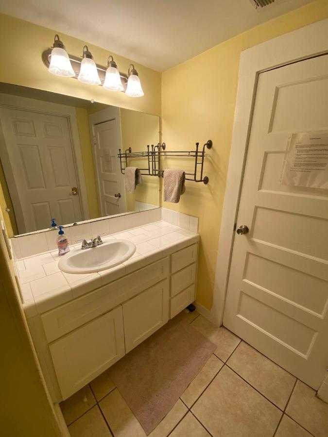 Private Los Angeles Room - Free Wifi, Ac, Tv, Private Fridge, Kitchen, Near Usc - Exposition Park - Usc Memorial Coliseum - Banc Of California Bmo Stadium - Downtown Los Angeles Dtla - University Of Southern California Usc!!! Exteriör bild